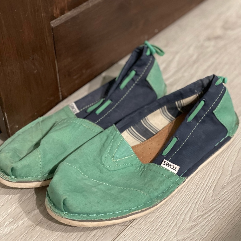 Toms Boat Shoes - lightly worn - size women’s 9